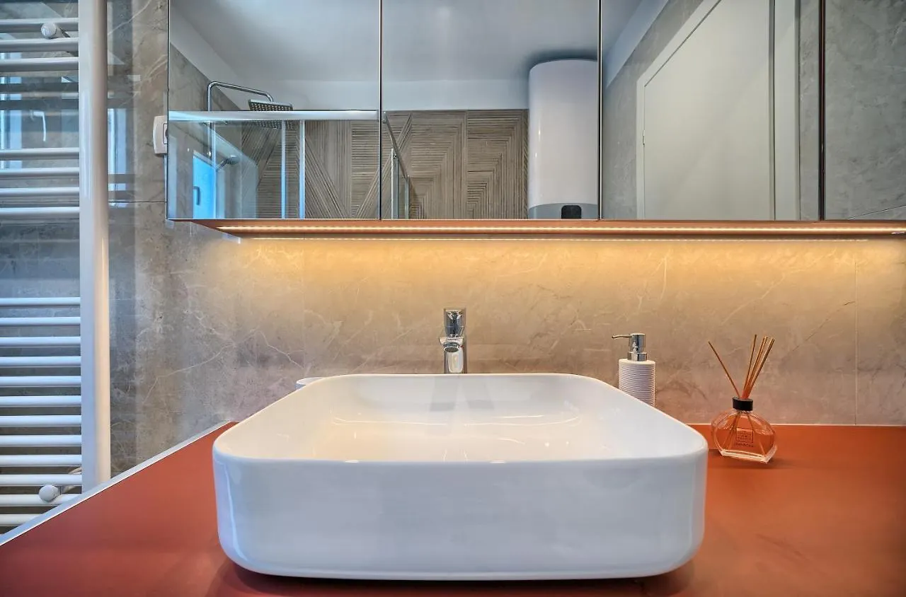 Aniva - 50 M From The Sea Apartment Trogir